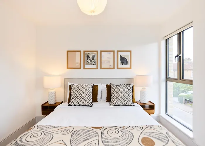The South Wimbledon Hideout - Fancy 1Bdr Flat With Balcony